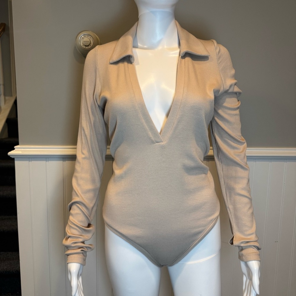 ALIX NYC Cream Long Sleeve Bodysuit